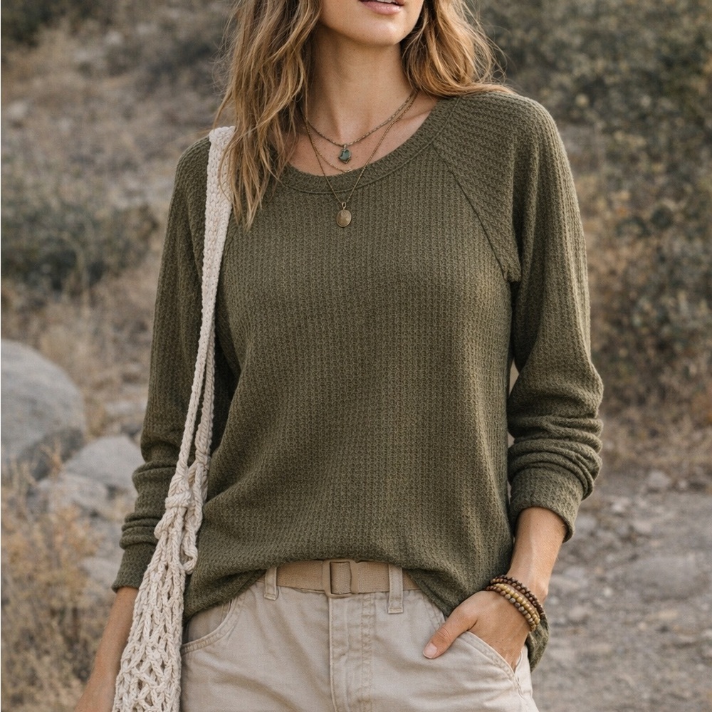 American Eagle Outfitters Olive Women's Crew Neck waffle knit cozy shirt size XL